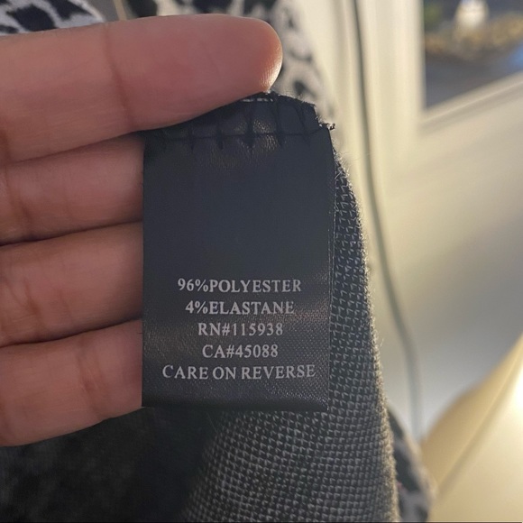 Snow Leopard Print Cardigan - Picture 6 of 7